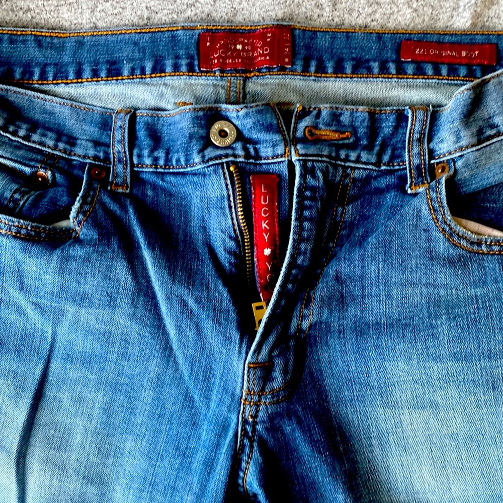 Mens Lucky Brand Jeans—great condition